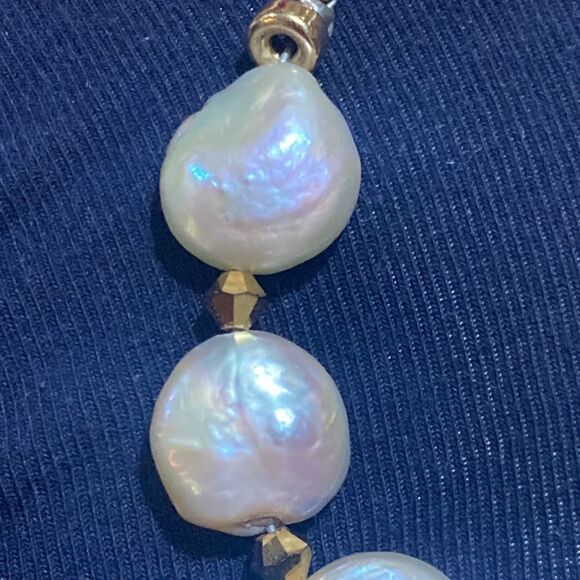 Luxurious White Coin Pearl Bracelet W/ Swarovski Crystals & Sterling Hook Clasp - Picture 4 of 5